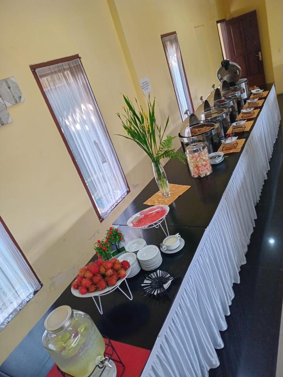 Bayak Hotel Bumdes Cipayung & Resort Ciguntur Exterior foto